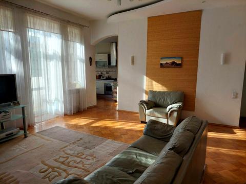 квартира за адресою Харків, Куликівський узвіз (Революції), 9