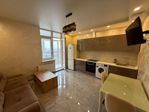 квартира за адресою Одеса, Жаботинського вул. (Пролетарская улица), 56а