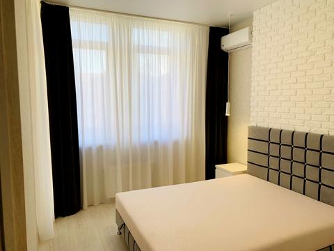 квартира за адресою Космонавтів просп., 49