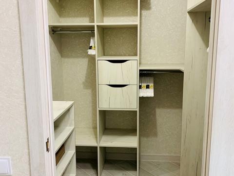 квартира за адресою Космонавтів просп., 49