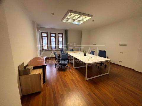 комерційна за адресою Київ, Крутий узвіз, 7