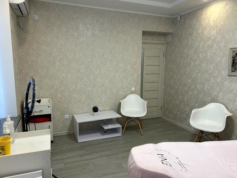 комерційна за адресою Соборна, 23