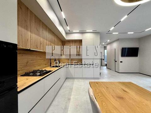 будинок за адресою Київська вул., 4