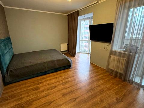 квартира по адресу Леси Украинки бульв., 8