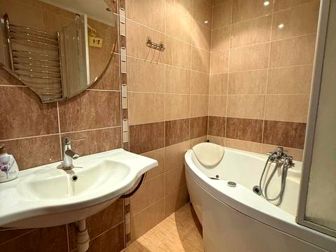 квартира по адресу Космонавтов ул., 154