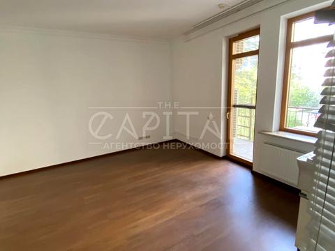 коммерческая по адресу Крутой спуск, 7