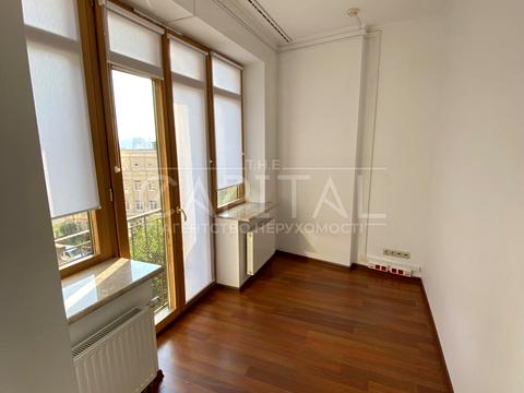 коммерческая по адресу Крутой спуск, 7