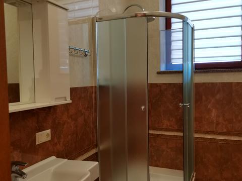 дом по адресу Пров. Лозовий