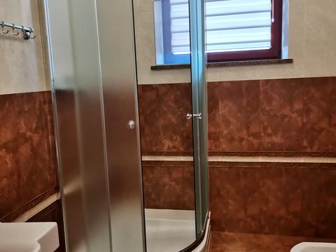 дом по адресу Пров. Лозовий