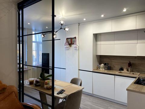 квартира за адресою Юнацька вул., 8