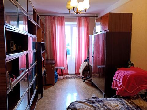 квартира за адресою Космонавтів вул., 132-А