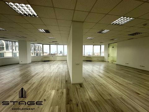 комерційна за адресою Польський узвіз, 11