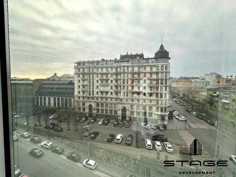 комерційна за адресою Польський узвіз, 11