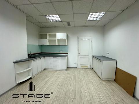 комерційна за адресою Польський узвіз, 11