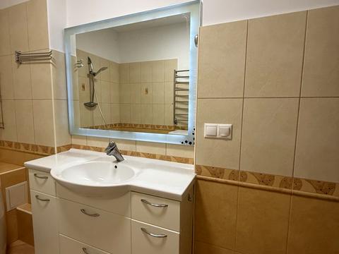 квартира за адресою Василя Касіяна вул., 2/1