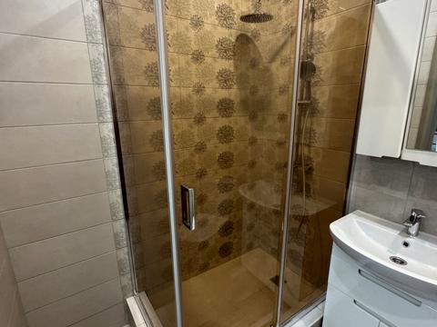 квартира за адресою Свято-Покровська вул. (Леніна), (Будинок 8)