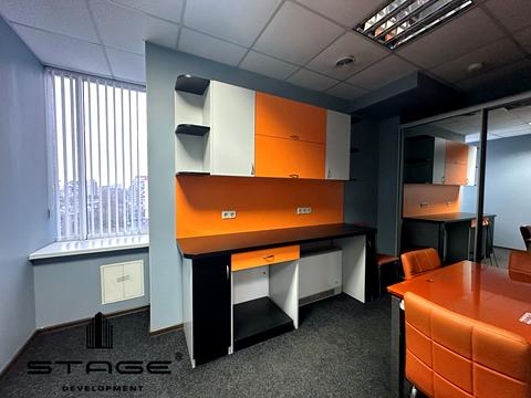 комерційна за адресою Польський узвіз, 11