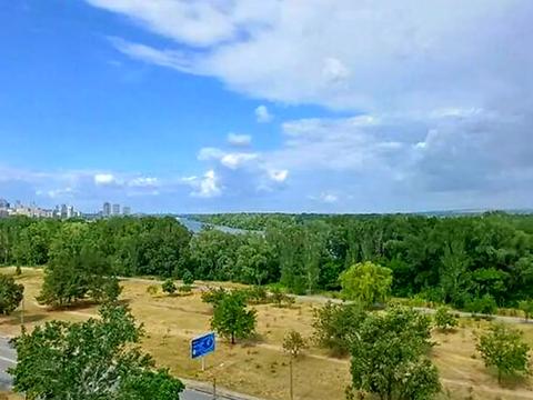 квартира за адресою Набережна Перемоги вул., 118