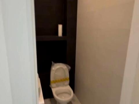 комерційна за адресою Прохоровська вул., 40