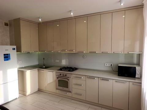 квартира за адресою Антіна Манастирського вул. (), 6