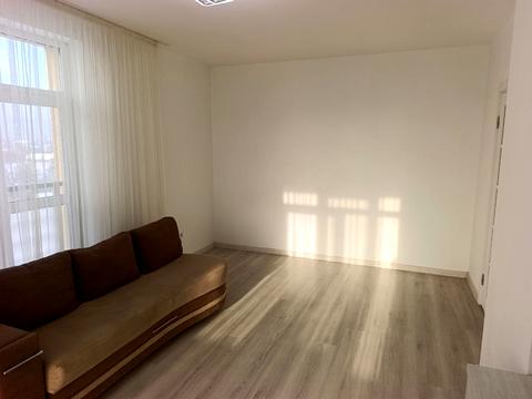 квартира за адресою Антіна Манастирського вул. (), 6