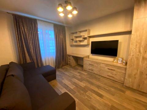 квартира за адресою Михайла Донця вул., 2-Б