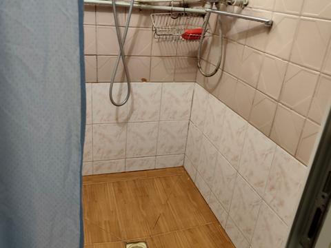 кімната за адресою Космонавтів вул., 68