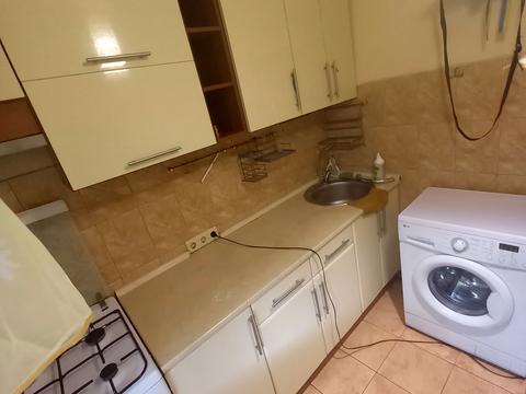 квартира за адресою Київ, Леоніда Каденюка просп. (Юрія Гагаріна), 3