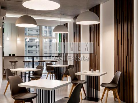 комерційна за адресою Андрія Верхогляда вул. (Михайла Драгомирова), 20-А