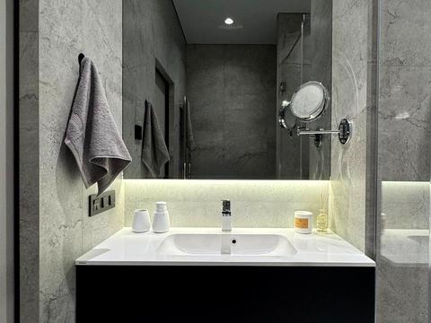 квартира за адресою Яружна вул., 15