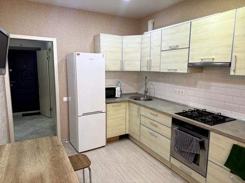 квартира за адресою Героїв Небесної Сотні просп., 18/9