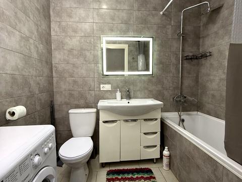 квартира за адресою Героїв Небесної Сотні просп., 18/9