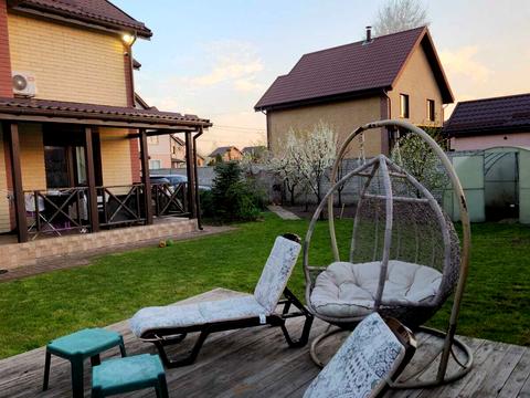 будинок за адресою Щаслива