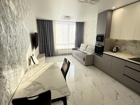 квартира за адресою Олександра Олеся вул., 8/17