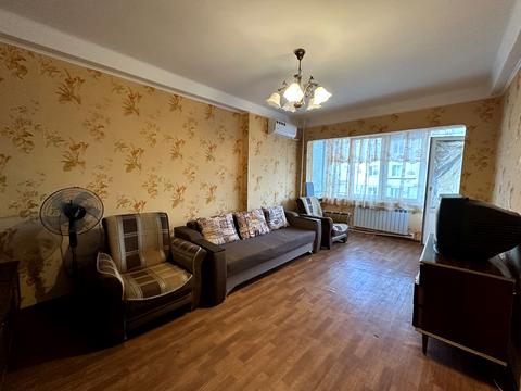 квартира за адресою Митрополита Андрея Шептицького вул. (Анатолія Луначарського), 24