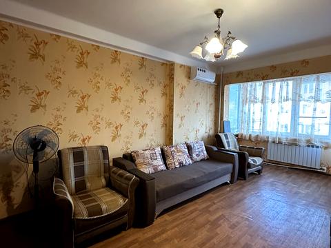 квартира за адресою Митрополита Андрея Шептицького вул. (Анатолія Луначарського), 24