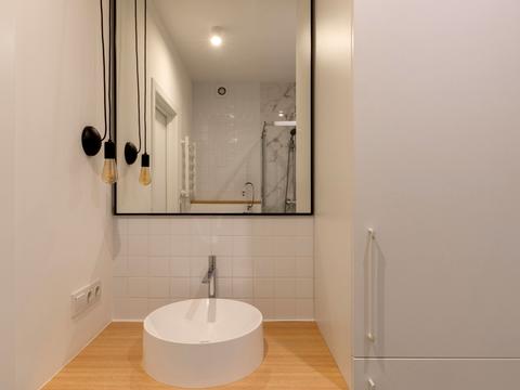 квартира за адресою Салютна вул., 2к1