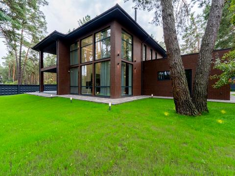 будинок за адресою Київська вул., 11