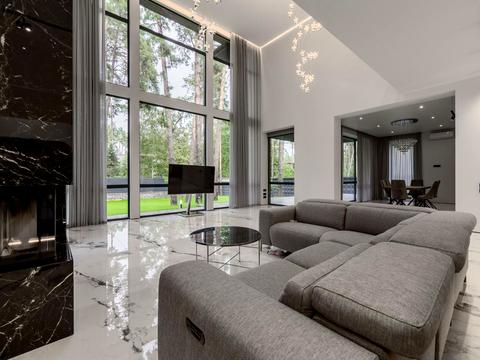 будинок за адресою Київська вул., 11