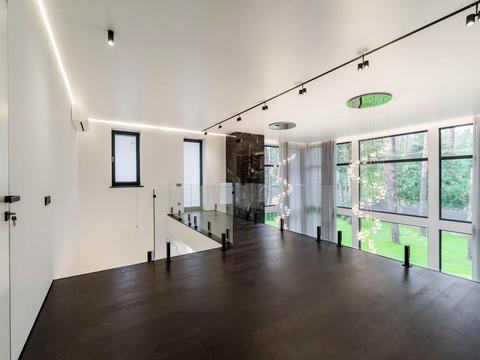 будинок за адресою Київська вул., 11