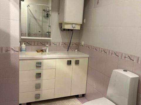 квартира за адресою Пріорська вул. (Полупанова), 10