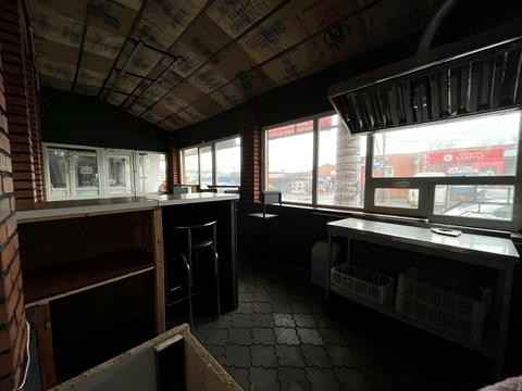 комерційна за адресою Гетьмана Івана Мазепи вул., 91