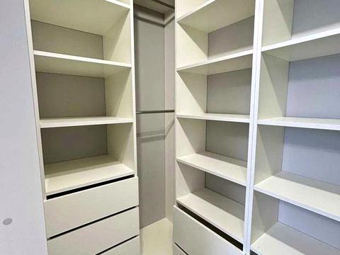 квартира за адресою Салютна вул., 2к1