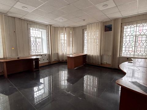 коммерческая по адресу Михаила Грушевского ул. (Карла Либкнехта), 49