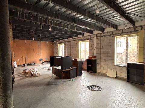 комерційна за адресою Михайла Грушевського вул. (Карла Лібкнехта), 49