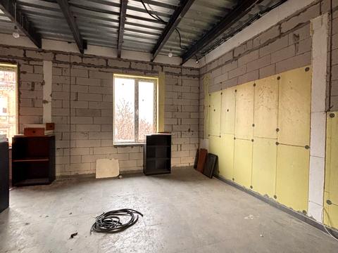 комерційна за адресою Михайла Грушевського вул. (Карла Лібкнехта), 49