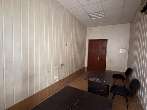 комерційна за адресою Михайла Грушевського вул. (Карла Лібкнехта), 49