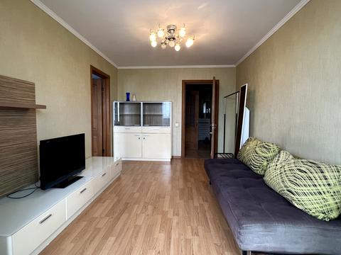 квартира за адресою Академіка Єфремова вул. (Командарма Уборевича), 13