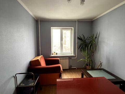 квартира за адресою Академіка Єфремова вул. (Командарма Уборевича), 13