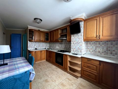 квартира за адресою Академіка Єфремова вул. (Командарма Уборевича), 13